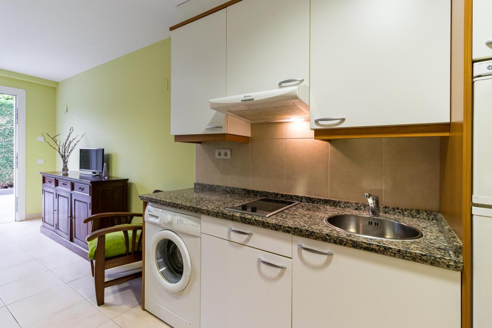 Apartamentos Silken Playa De Toro Llanes Exteriör bild