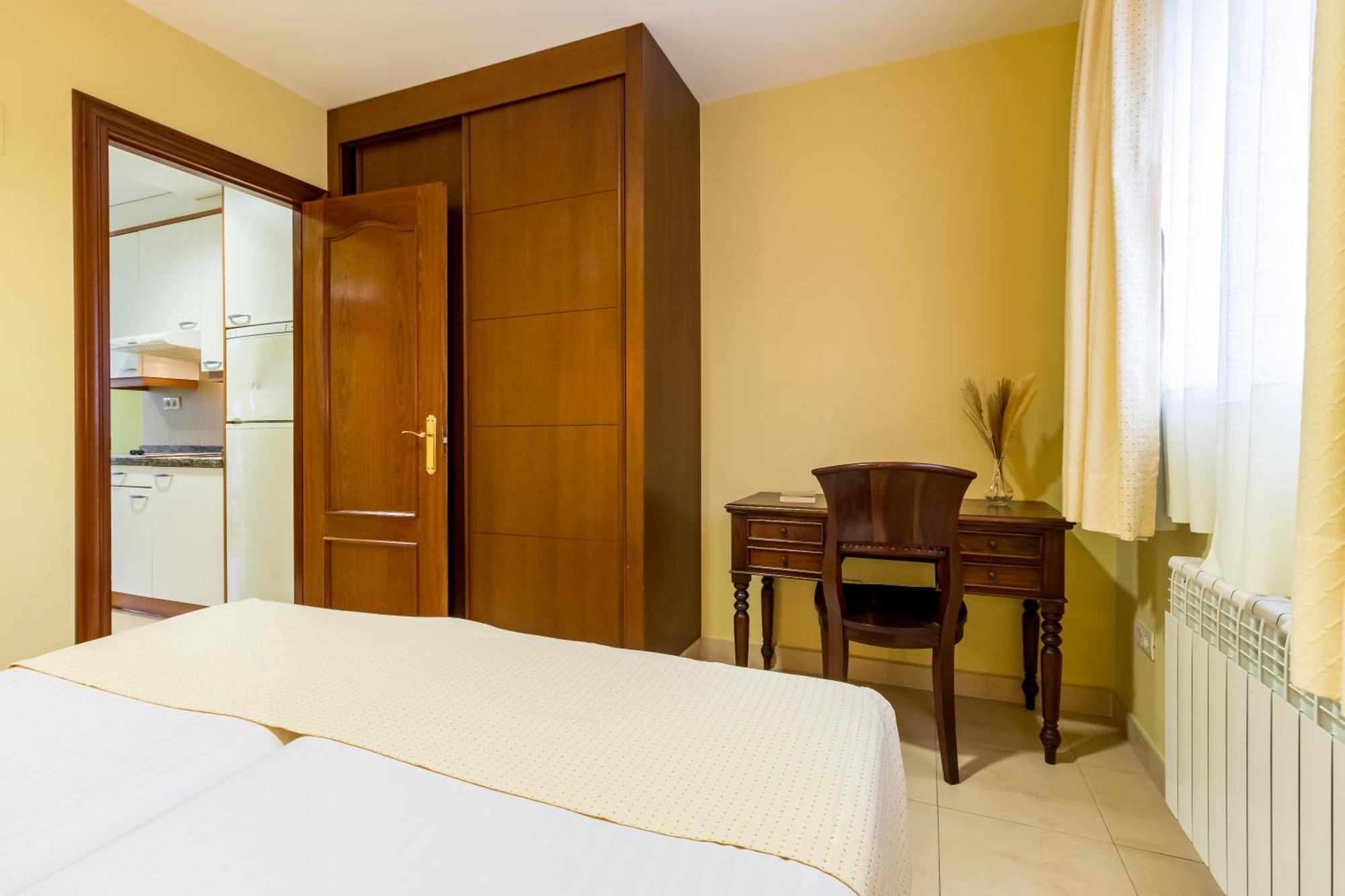 Apartamentos Silken Playa De Toro Llanes Exteriör bild